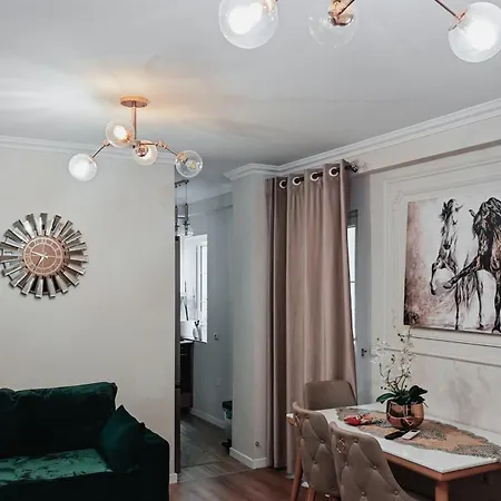 Emeraldapartament * Tiran