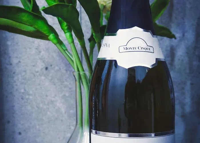 Emeraldapartament 티라나